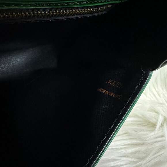 Authentic Louis Vuitton Saint Cloud GM Epi Leather Crossbody Shoulder Bag - Picture 12 of 14